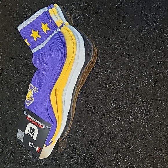 🏀Los Angeles Lakers Quarter Cut Sock - Picture 3 of 9